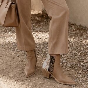 Dolce Vita Tan Leather Western Ankle Boots Cowhide Hair Snakeskin Panel Size 10